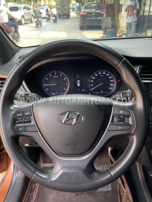 Xe Hyundai i20 Active 1.4 AT 2015