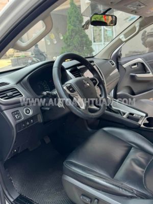 Xe Mitsubishi Pajero Sport 2.4D 4x2 AT 2021