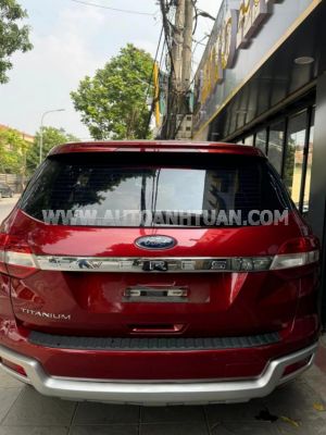 Xe Ford Everest Titanium 2.0L 4x2 AT 2018