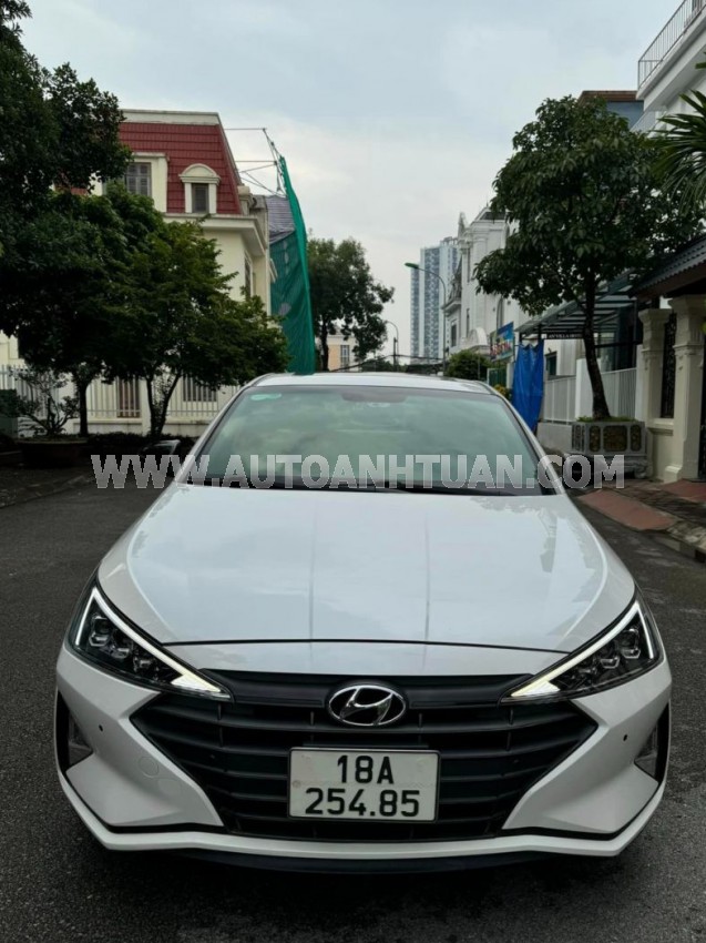 Hyundai Elantra 2.0 AT 2021