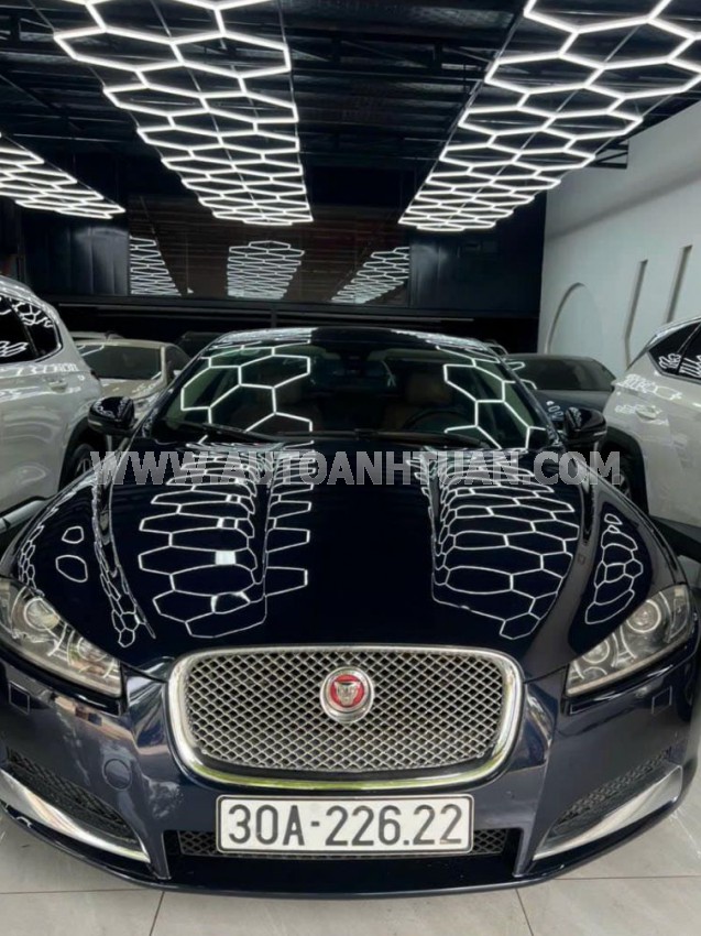 Jaguar XF 2.0 AT 2015