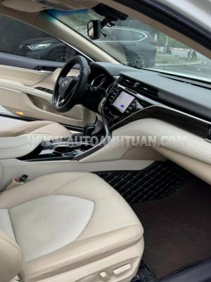 Xe Toyota Camry 2.0G 2019