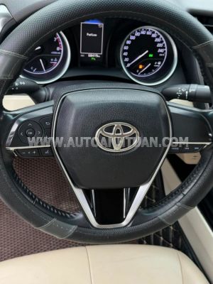 Xe Toyota Camry 2.0G 2019