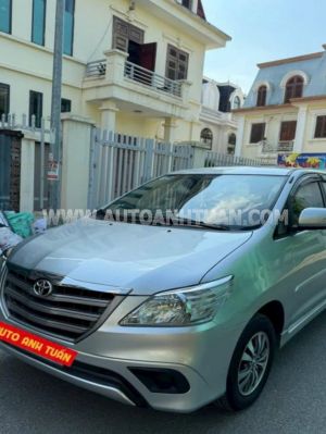 Xe Toyota Innova 2.0E 2015