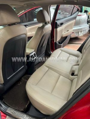 Xe Hyundai Elantra 2.0 AT 2018