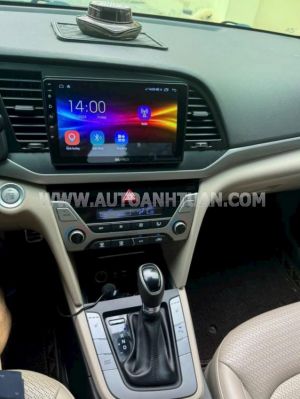 Xe Hyundai Elantra 2.0 AT 2018
