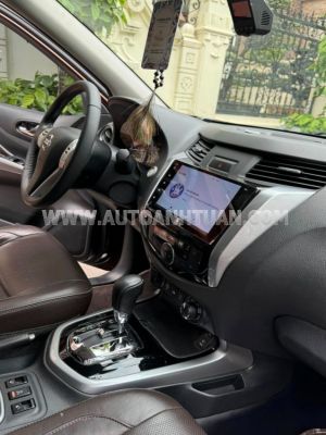 Xe Nissan Terra V 2.5 AT 4WD 2018