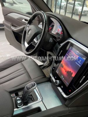 Xe VinFast Lux SA 2.0 Premium 2.0 AT 2019