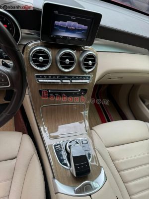 Xe Mercedes Benz GLC 250 4Matic 2017