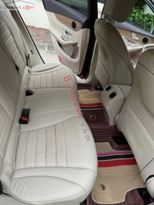 Xe Mercedes Benz GLC 250 4Matic 2017