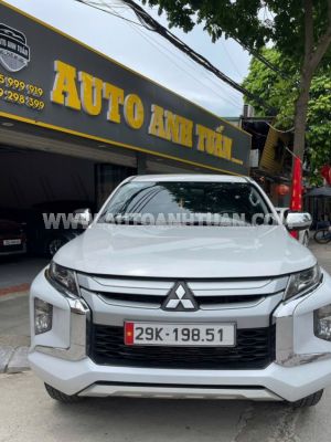 Xe Mitsubishi Triton 4x2 AT 2023