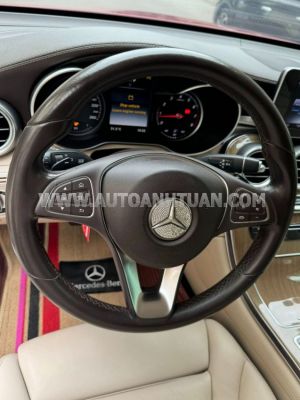 Xe Mercedes Benz GLC 250 4Matic 2017