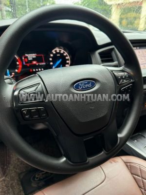 Xe Ford Ranger XLS 2.2L 4x2 AT 2020