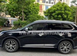 Xe Mitsubishi Outlander 2.0 CVT Premium 2018