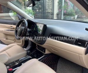 Xe Mitsubishi Outlander 2.0 CVT Premium 2018