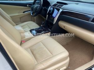 Xe Toyota Camry 2.0E 2018