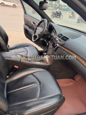 Xe Mercedes Benz E200 2009