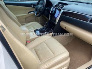 Xe Toyota Camry 2.0E 2018