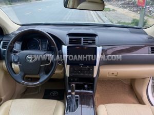 Xe Toyota Camry 2.0E 2018