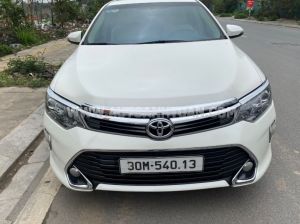 Xe Toyota Camry 2.0E 2018