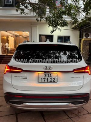 Xe Hyundai SantaFe Cao cấp 2.2L HTRAC 2022