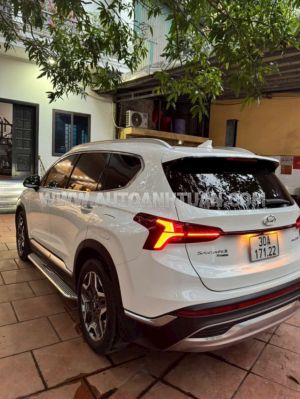 Xe Hyundai SantaFe Cao cấp 2.2L HTRAC 2022