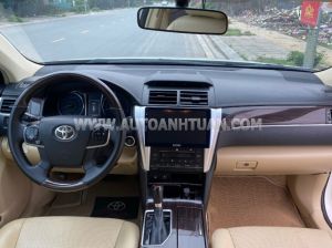 Xe Toyota Camry 2.0E 2018