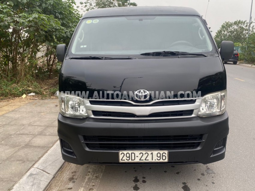 Toyota Hiace 2.5 2011