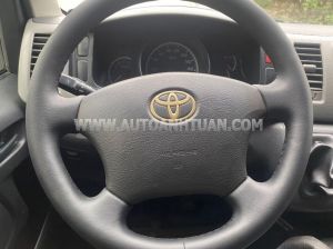 Xe Toyota Hiace 2.5 2011