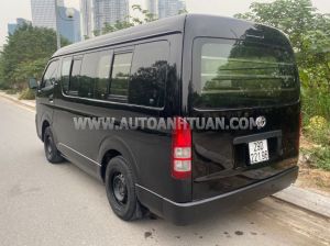 Xe Toyota Hiace 2.5 2011