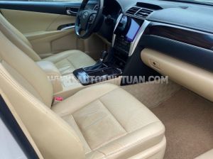 Xe Toyota Camry 2.0E 2018