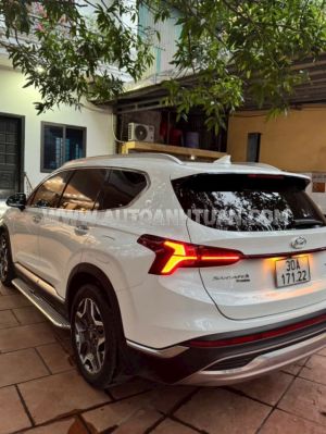 Xe Hyundai SantaFe Cao cấp 2.2L HTRAC 2022
