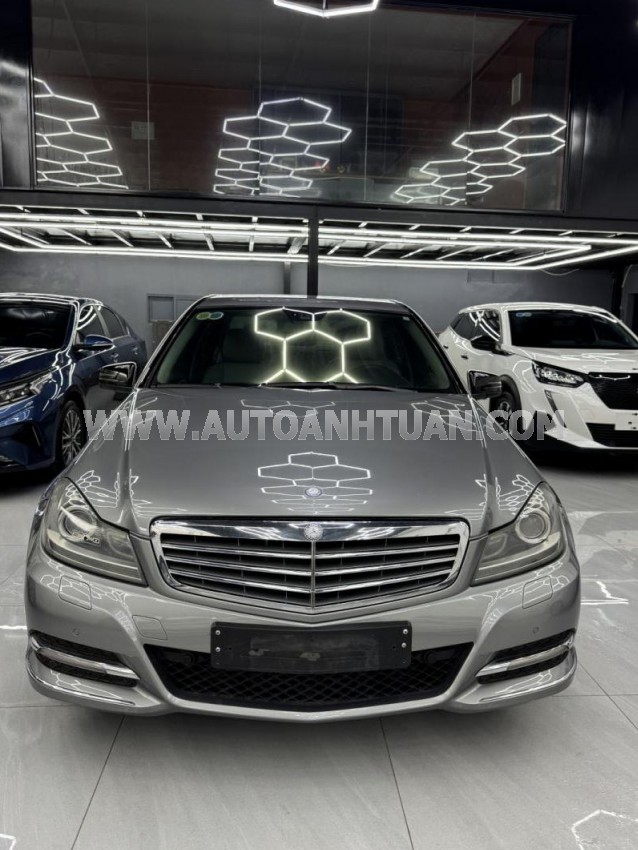 Mercedes Benz C250