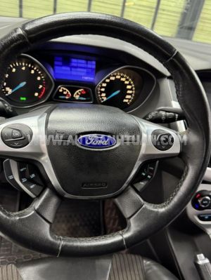 Xe Ford Focus Titanium 2.0 AT 2013