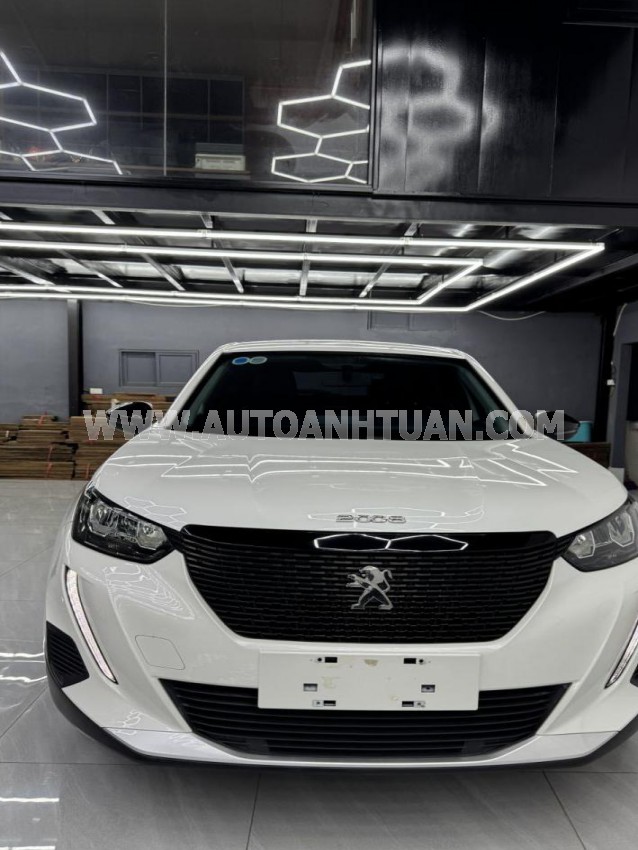 Peugeot 2008 Active 1.2 AT 2022