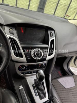 Xe Ford Focus Titanium 2.0 AT 2013