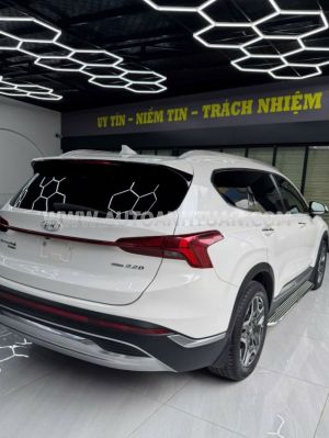 Xe Hyundai SantaFe Cao cấp 2.2L HTRAC 2022