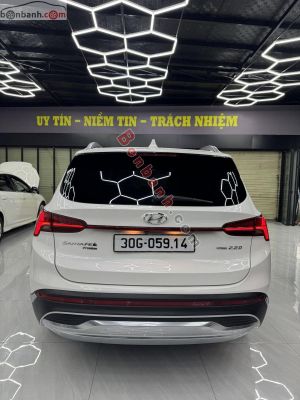Xe Hyundai SantaFe Cao cấp 2.2L HTRAC 2022