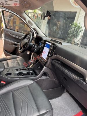Xe Ford Everest Ambiente 2.0L 4x2 AT 2022
