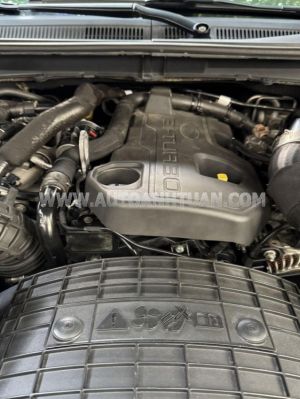 Xe Ford Everest Titanium 2.0L 4x4 AT 2020