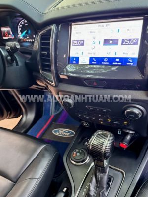 Xe Ford Everest Titanium 2.0L 4x4 AT 2020