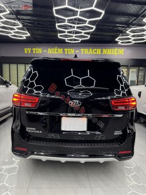 Xe Kia Sedona 2.2 DAT Deluxe 2021