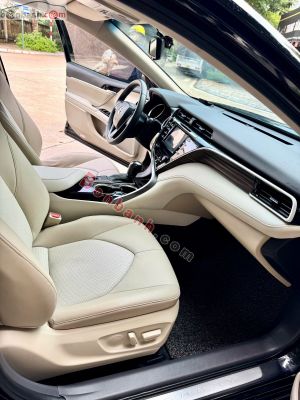 Xe Toyota Camry 2.0G 2019
