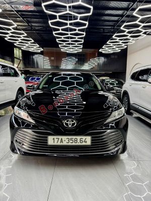 Xe Toyota Camry 2.0G 2019