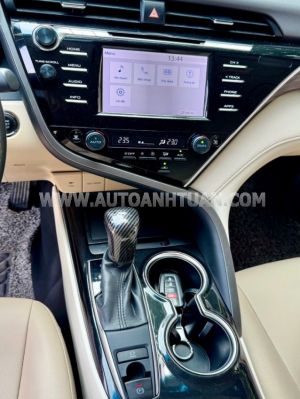 Xe Toyota Camry 2.0G 2019